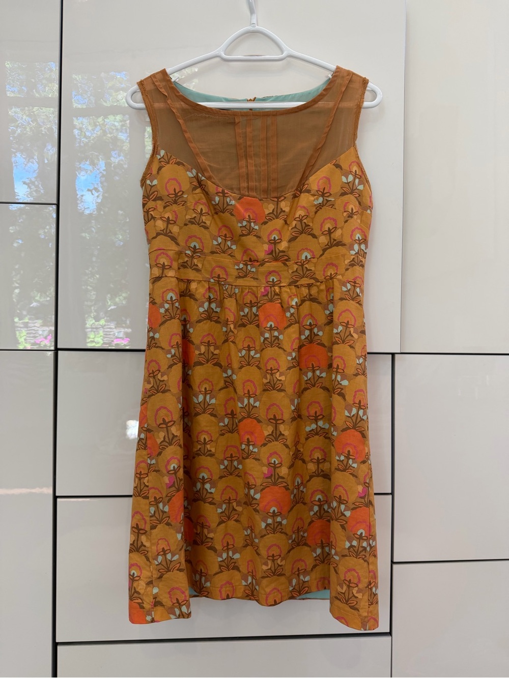 Nokomis sleeveless dress size 4-6